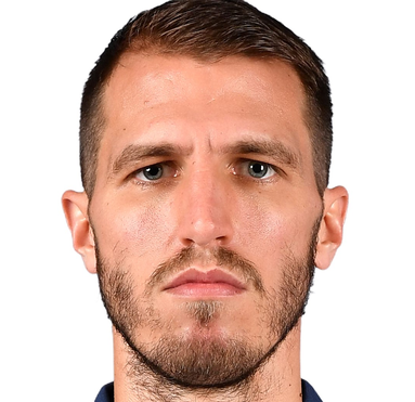 https://img.fudanliangdian.com/img/football/player/d184739dba8a2259cf07cd4475e3d409.png